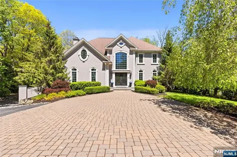 2 Manor Drive Sparta NJ 07871