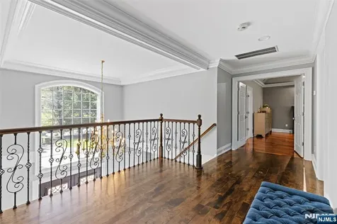 2 Manor Drive Sparta NJ 07871