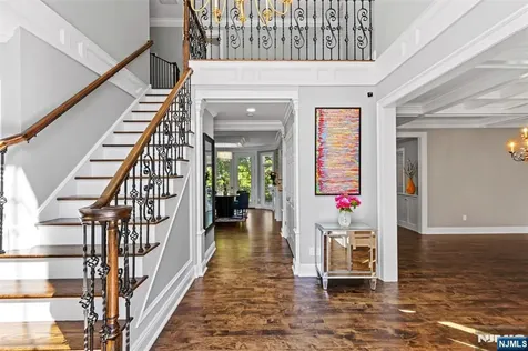 2 Manor Drive Sparta NJ 07871