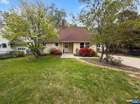 616 River Road Teaneck NJ 07666