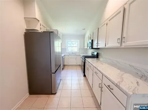 616 River Road Teaneck NJ 07666