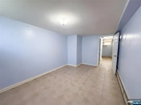 616 River Road Teaneck NJ 07666