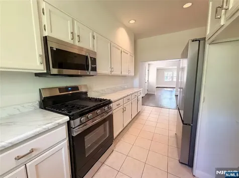 616 River Road Teaneck NJ 07666