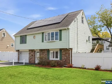 98 Moonachie Road Moonachie NJ 07074