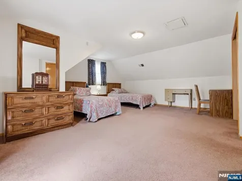 98 Moonachie Road Moonachie NJ 07074