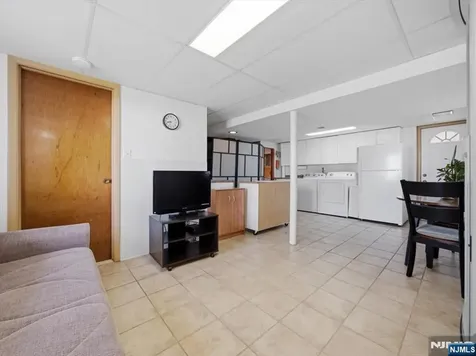 98 Moonachie Road Moonachie NJ 07074