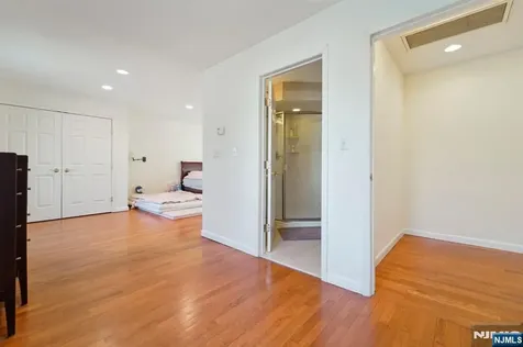 324 Brook Street Harrington Park NJ 07640