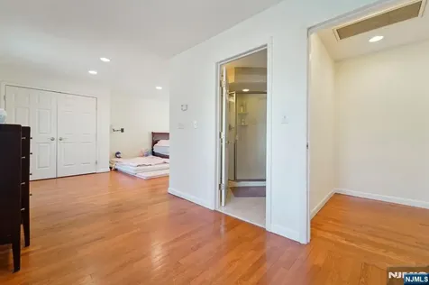 324 Brook Street Harrington Park NJ 07640