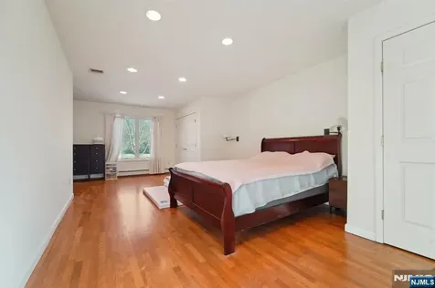 324 Brook Street Harrington Park NJ 07640