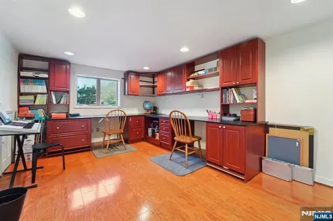 324 Brook Street Harrington Park NJ 07640
