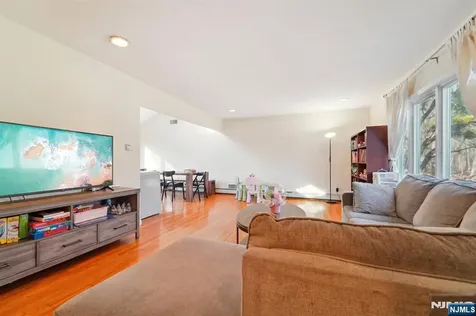 324 Brook Street Harrington Park NJ 07640