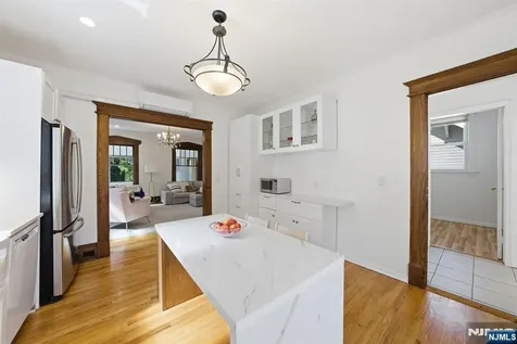 181 Highwood Avenue Leonia NJ 07605