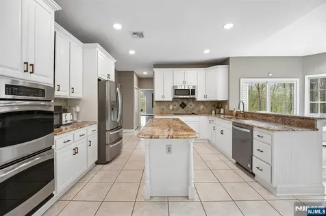9 Natale Drive Sparta NJ 07871