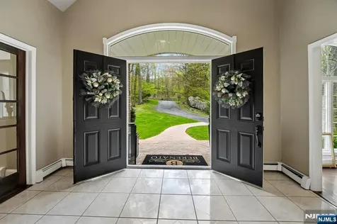 9 Natale Drive Sparta NJ 07871