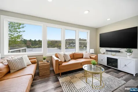 51 Goldfinch Lane West Milford NJ 07421