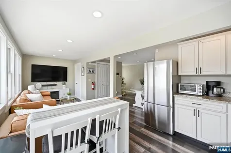 51 Goldfinch Lane West Milford NJ 07421