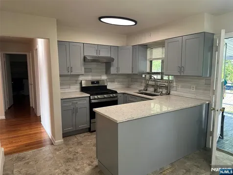 510 Studio Road Ridgefield NJ 07657