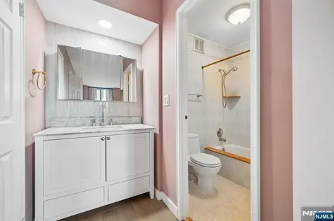 300 Winston Drive Cliffside Park NJ 07010