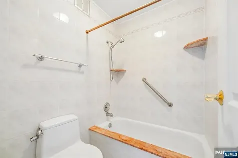 300 Winston Drive Cliffside Park NJ 07010