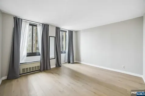 300 Winston Drive Cliffside Park NJ 07010