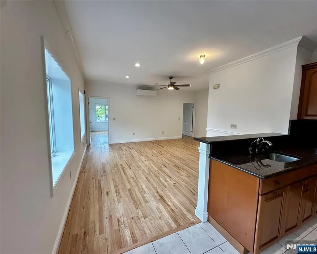 35 N Farview Avenue Paramus NJ 07652