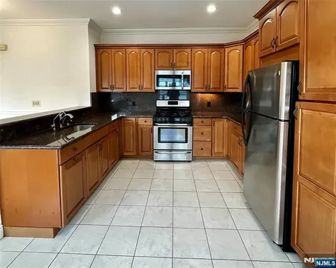 35 N Farview Avenue Paramus NJ 07652