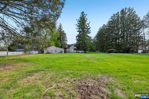 37 Nilsen Avenue Mahwah NJ 07430