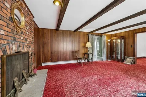 37 Nilsen Avenue Mahwah NJ 07430