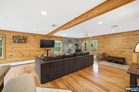 127 Jacobs Road Rockaway Township NJ 07435
