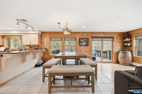127 Jacobs Road Rockaway Township NJ 07435
