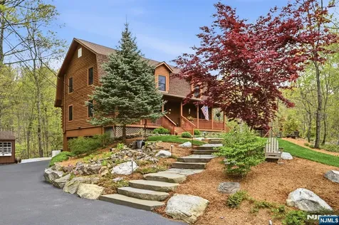127 Jacobs Road Rockaway Township NJ 07435