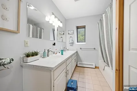 127 Jacobs Road Rockaway Township NJ 07435