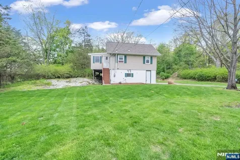 47-49 Furnace Avenue Wanaque NJ 07465