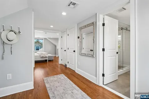 8 Newman Avenue Verona NJ 07044