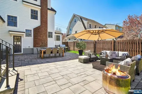 8 Newman Avenue Verona NJ 07044