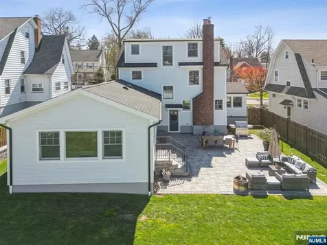 8 Newman Avenue Verona NJ 07044