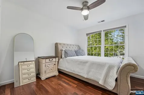 6 Diane Court Wayne NJ 07470