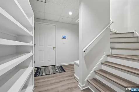 6 Diane Court Wayne NJ 07470