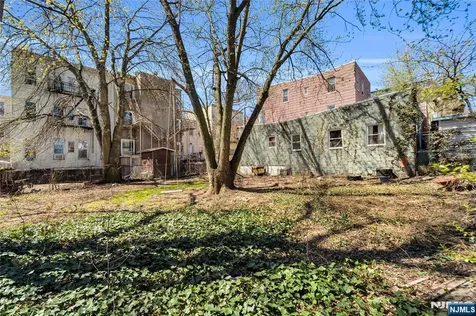 414 Monastery Place Union City NJ 07087
