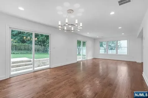 235 S Dwight Place Englewood NJ 07631