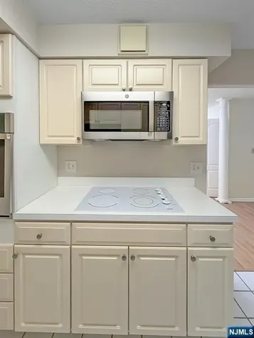 10 Smith Manor Boulevard West Orange NJ 07052