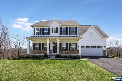 37 Esposito Lane Roxbury Township NJ 07850