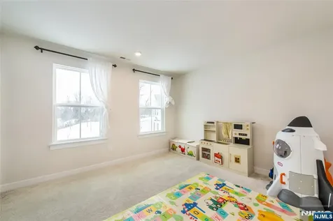 37 Esposito Lane Roxbury Township NJ 07850