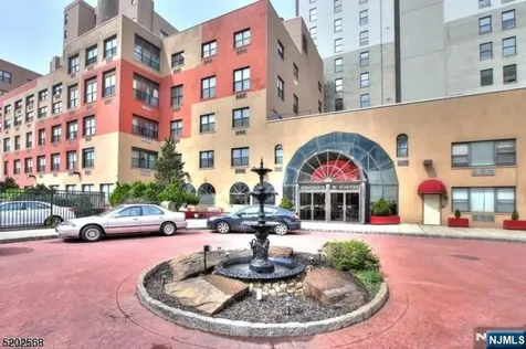 111 Mulberry Street Newark NJ 07102