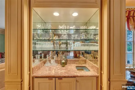 116 E Saddle River Road Saddle River NJ 07458