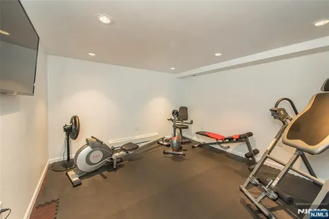 29 Van Duyne Avenue Wayne NJ 07470