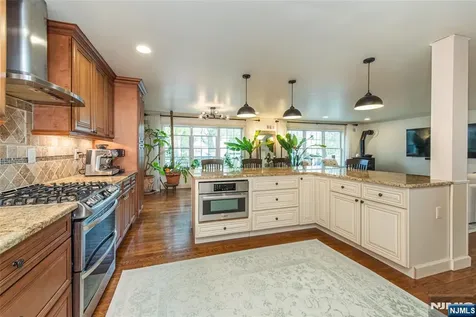 29 Van Duyne Avenue Wayne NJ 07470