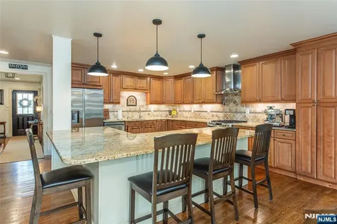 29 Van Duyne Avenue Wayne NJ 07470