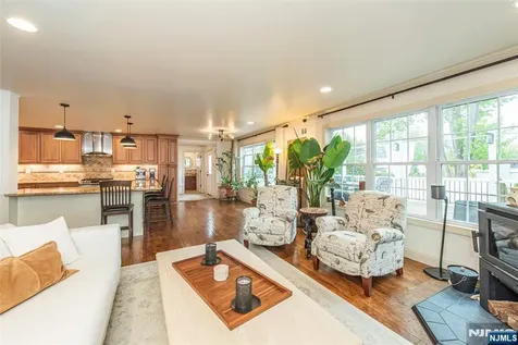 29 Van Duyne Avenue Wayne NJ 07470