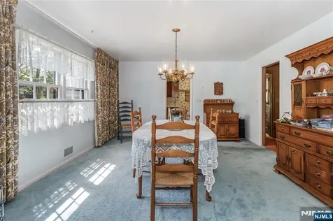 557 Taunton Road Wyckoff NJ 07481